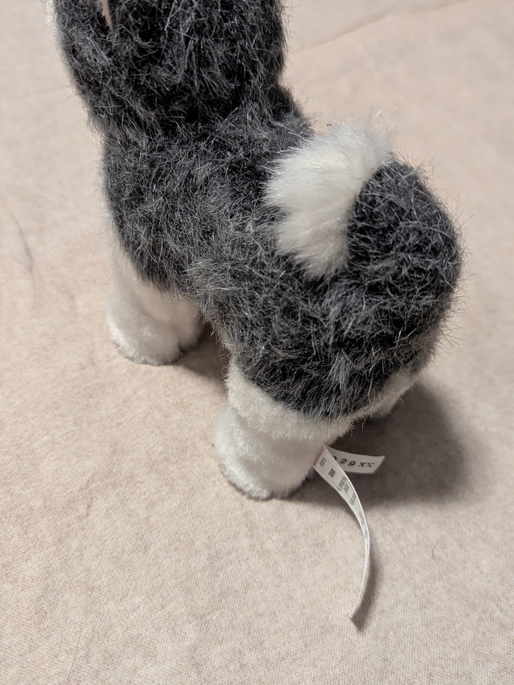 American Girl Plush Husky Dog Gray White 2019 GDX03 with Purple Bone - Picture 3 of 7